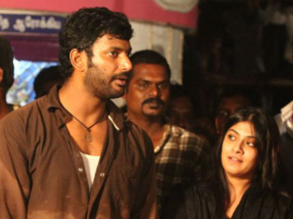Is Varalakshmi giving trouble to Vishal? Is Varalakshmi giving trouble to Vishal?