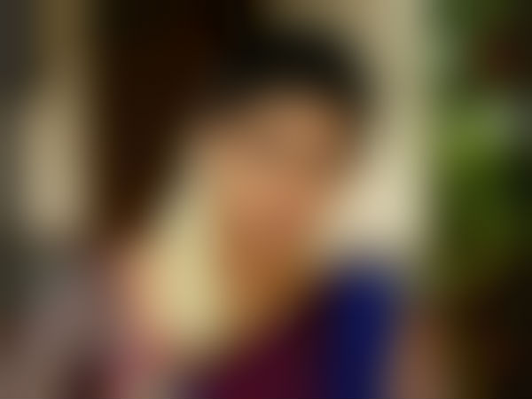 வந்துட்டாளே