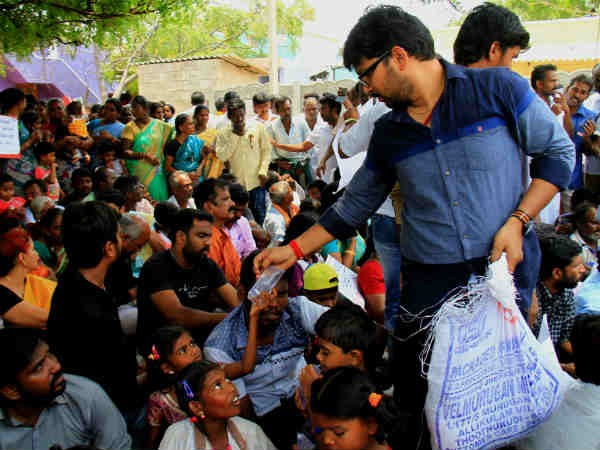 Abhi Saravanan joins Sterlite protest Abhi Saravanan joins Sterlite protest