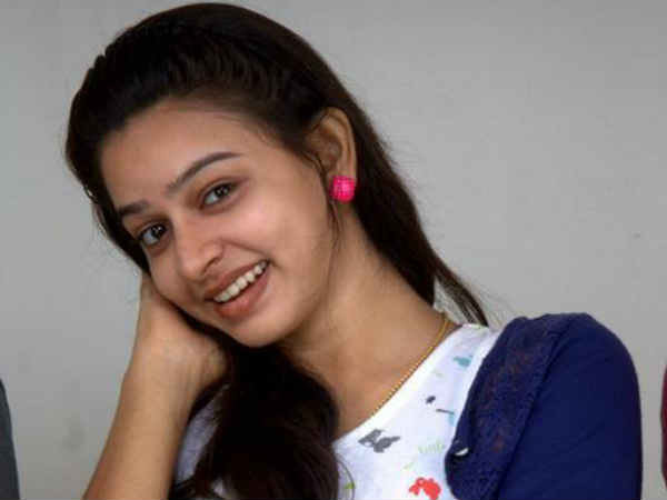 வெப் சீரிஸ், சினிமா மாதிரி சான்ஸ் கிடைக்குதா?