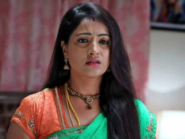 'அவளும் நானும்' சீரியல் நடிப்பு எப்படி போகுது?