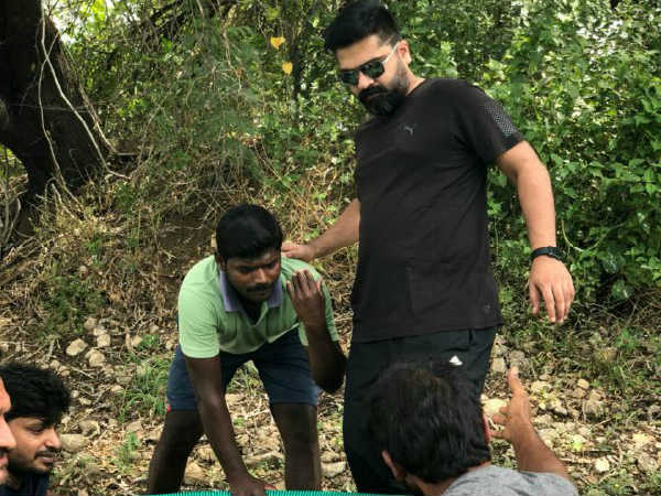 Simbu visits lakes in salem Simbu visits lakes in salem