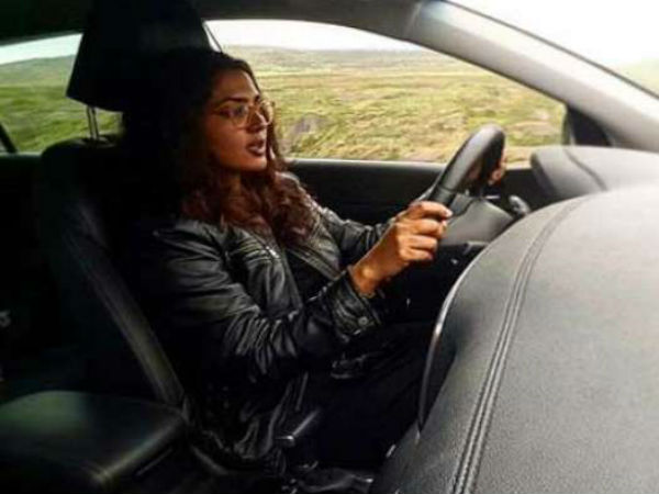 Parvathy met with an accident Parvathy met with an accident
