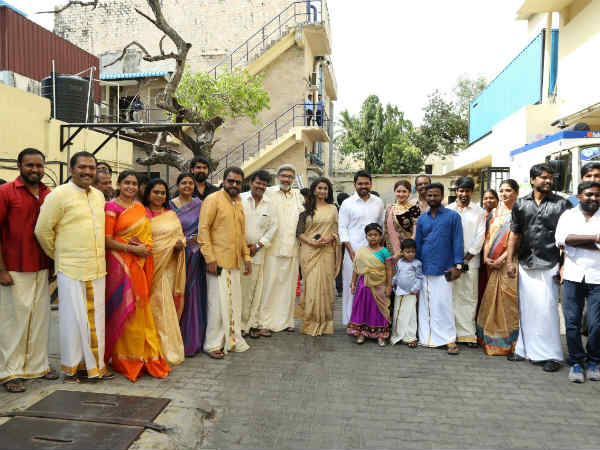 Karthi wishes to act with his brother Surya Karthi wishes to act with his brother Surya