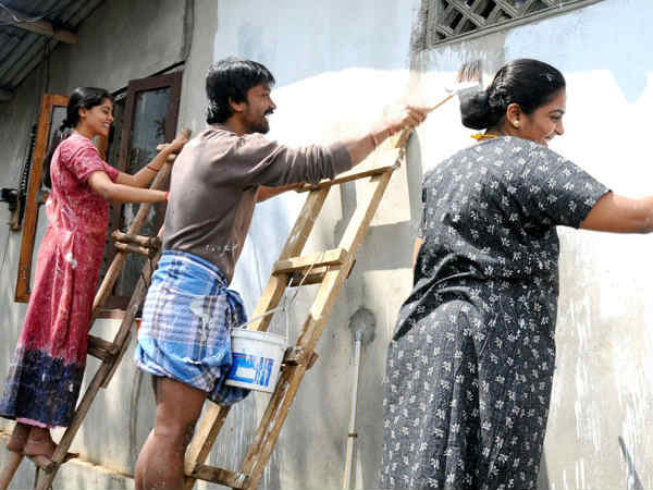 போர்க்குணம் மிக்க செந்நாய்கள்: