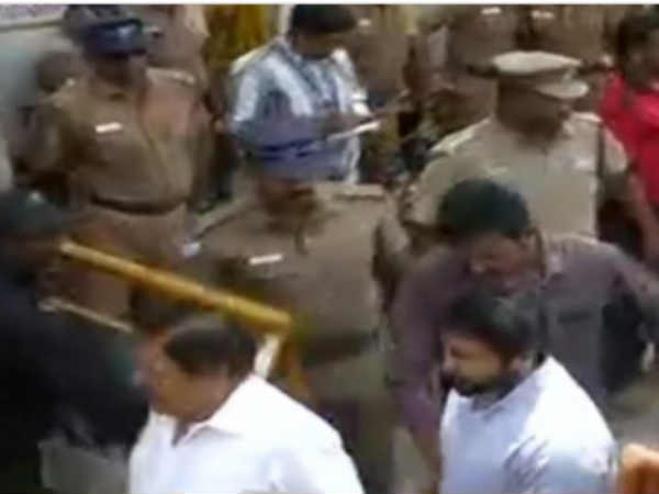Suriya, Sivakumar visits Kauvery hospital Suriya, Sivakumar visits Kauvery hospital