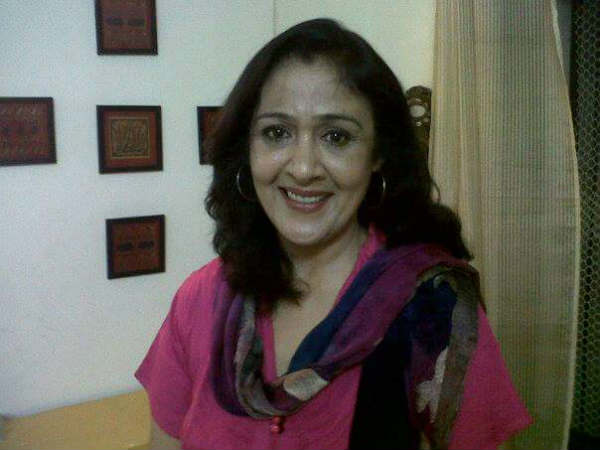 Actress Sujata Kumar succumbs to cancer Actress Sujata Kumar succumbs to cancer