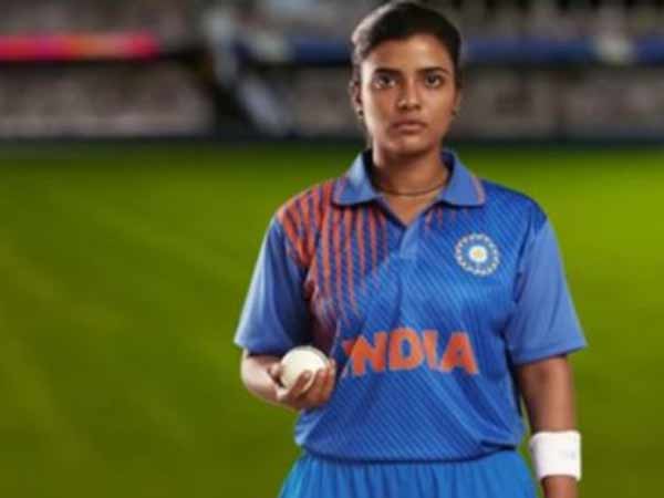 Aishwarya Rajesh speech! Aishwarya Rajesh speech!