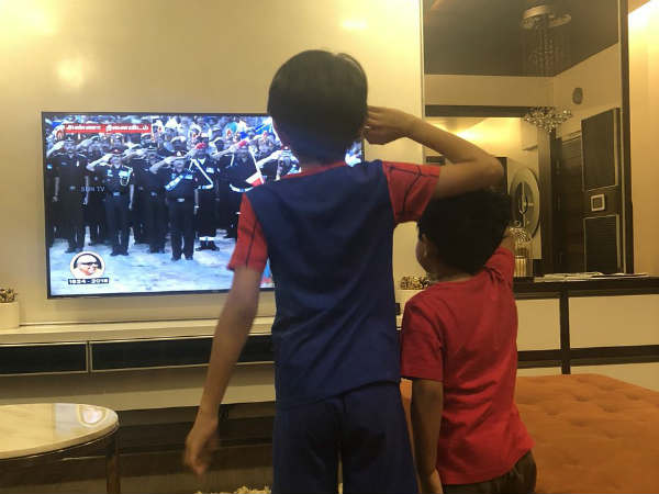 Jayam Ravis son pay respect to Karunanidhi Jayam Ravis son pay respect to Karunanidhi