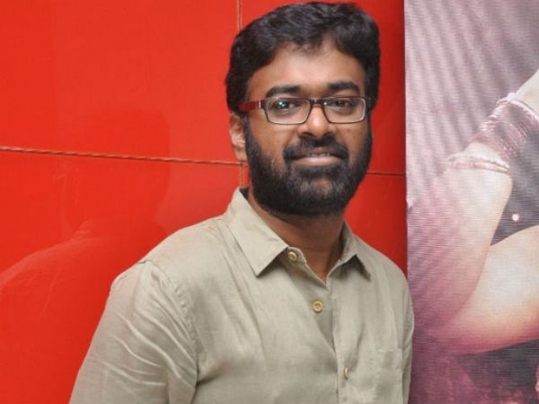 இயக்குனர்