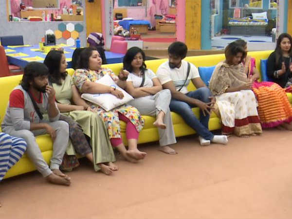 சீனியர் போட்டியாளர்கள்:
