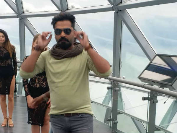 Simbu shooting pictures out! Simbu shooting pictures out!