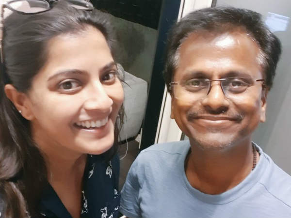 AR.Murugadoss is Varalakshmi cutest director! AR.Murugadoss is Varalakshmi cutest director!