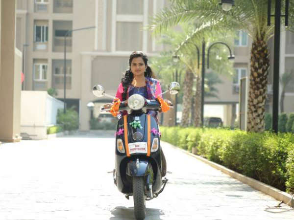Aan dhevathai movie review Aan dhevathai movie review