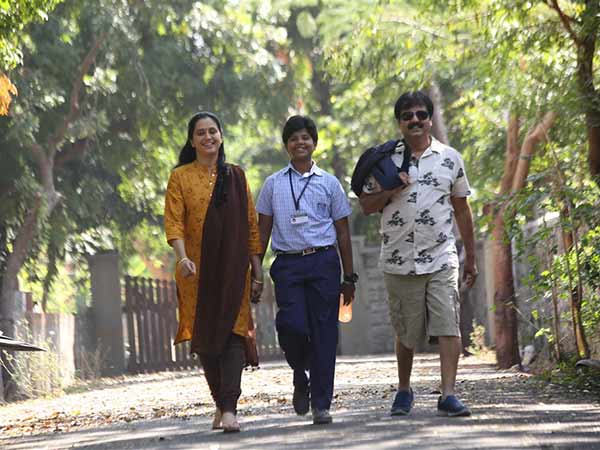 Not enough theatres for Ezhumin Not enough theatres for Ezhumin