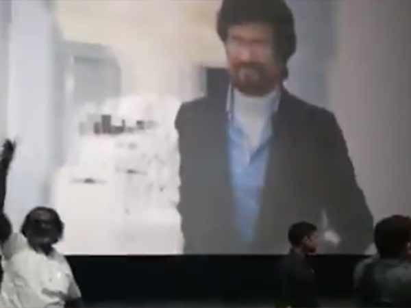 2.0 movie paused for 3 minutes in Mumbai theatre 2.0 movie paused for 3 minutes in Mumbai theatre
