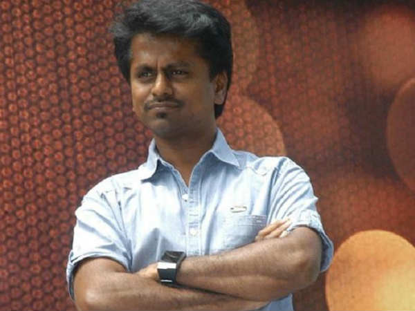 மன்னிப்பு கோர வேண்டும்: