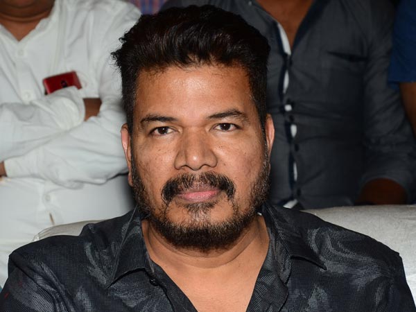 நடிகர் டூ டைரக்டர்