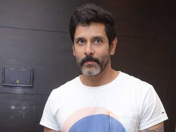 Gaja: Vikram donates Rs. 25 lakh Gaja: Vikram donates Rs. 25 lakh