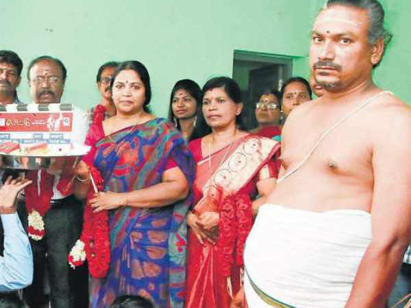 அறிமுக நாயகி ஸ்வேதா
