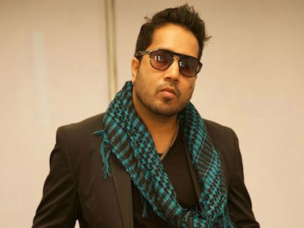 Mika Singh held in Dubai over sexual harassment case Mika Singh held in Dubai over sexual harassment case