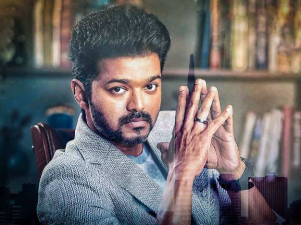 விளாசும் நெட்டிசன்கள்