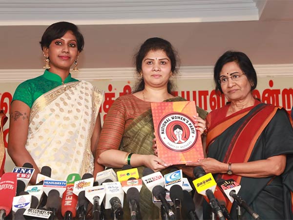 Bigg boss Nithya joins political party Bigg boss Nithya joins political party
