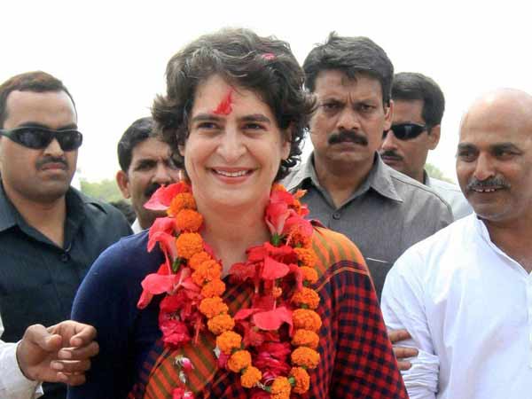 Amitabh Bachchan knew about Priyanka Gandhis political entry Amitabh Bachchan knew about Priyanka Gandhis political entry