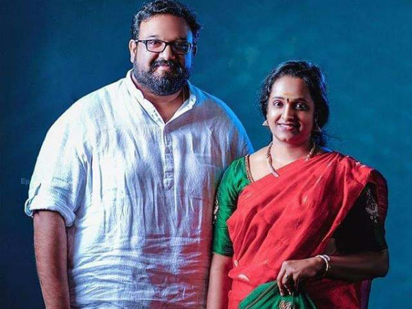 Thala fans wish Siva and his wife Thala fans wish Siva and his wife