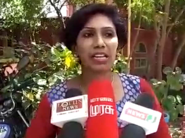 நித்யா