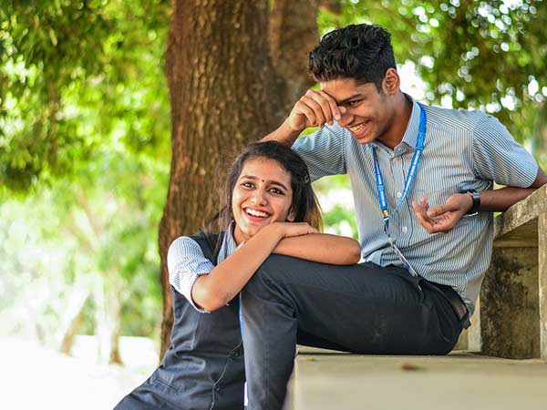 Oru Adaar love movie review Oru Adaar love movie review