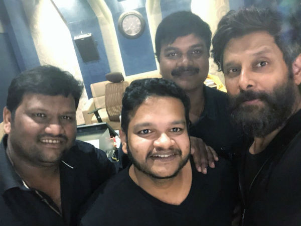 Vikram sings a motivational song in Kadaram Kondan Vikram sings a motivational song in Kadaram Kondan