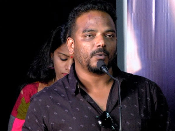 பப்ளிக் டாய்லெட்: