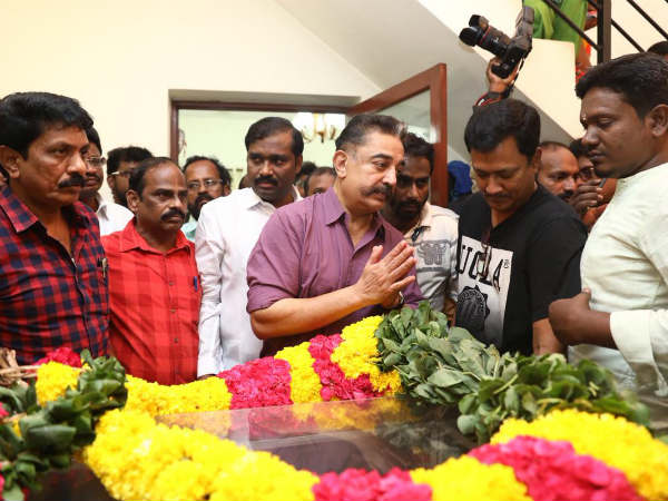 Kamal Haasan pays tribute to Mahendran Kamal Haasan pays tribute to Mahendran