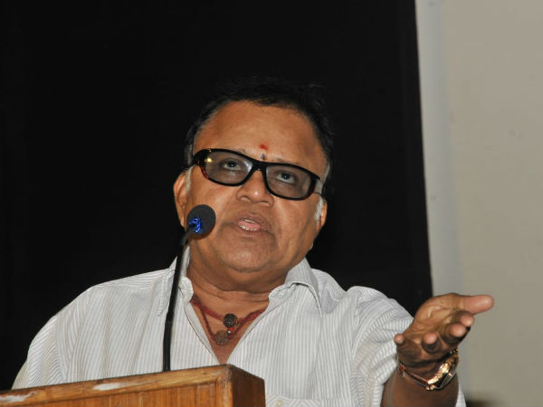 இயக்குநர்