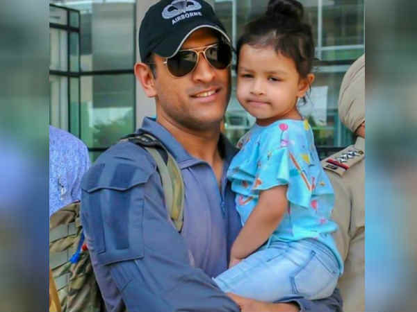 Preity Zinta warns cool captain Dhoni Preity Zinta warns cool captain Dhoni