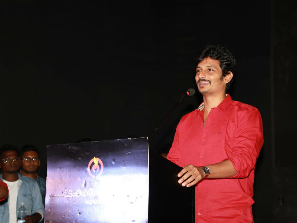 நிஜத்திலும் ஜிப்ஸி தான்