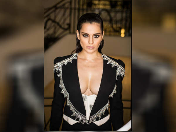 Kangana, Priyanka stun fans at Cannes 2019 Kangana, Priyanka stun fans at Cannes 2019