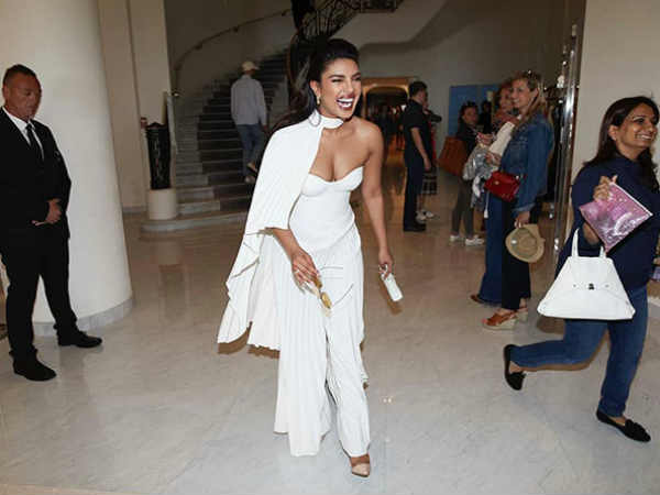 Kangana, Priyanka stun fans at Cannes 2019 Kangana, Priyanka stun fans at Cannes 2019