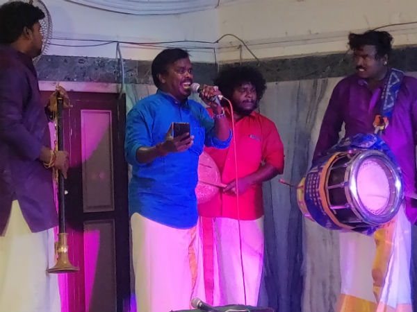 திடீர் கச்சேரி: