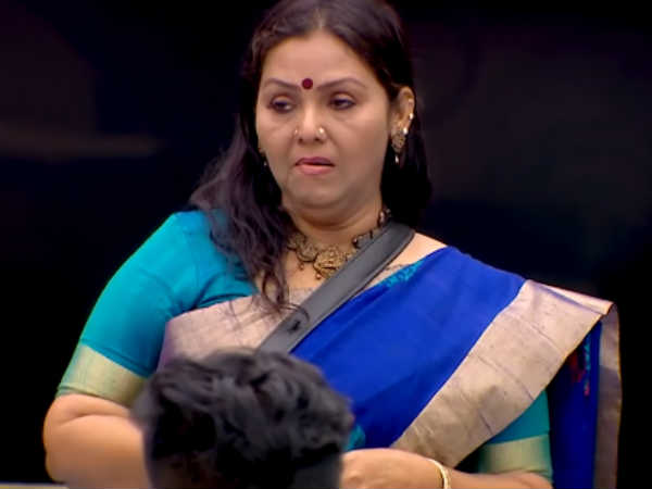 அட்வைஸ் செய்யும் ஃபாத்திமா