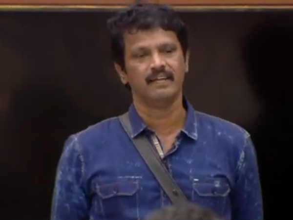 இப்படியும் ஆடுவாரா!