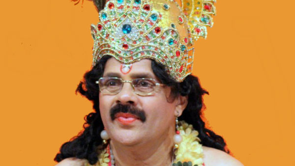 மோகனோடு ஒட்டிக் கொண்ட கிரேஸி: