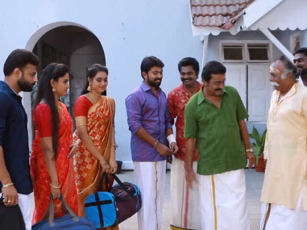 சிலேட்டை தொங்கவிட்டு