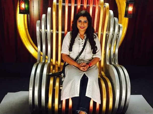 ப்ரியங்கா தேஷ்பாண்டே