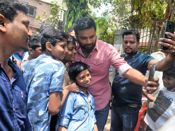 When people complained about Sasikumar to Mumbai police When people complained about Sasikumar to Mumbai police