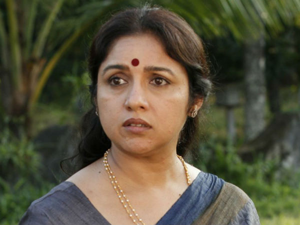 அடுத்தடுத்து படங்கள்
