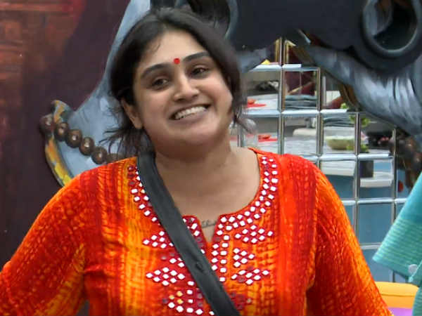 பகலில் துப்பாக்கிச்சூடு