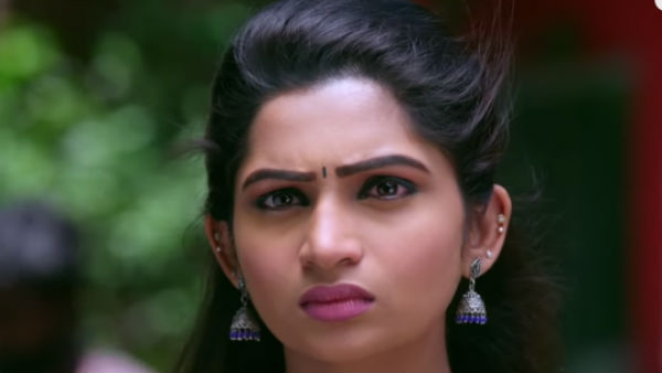 ரெஜிஸ்டர் அலுவலகத்தில்