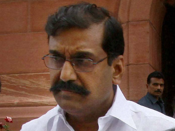 முன்னாள் ஸ்கேட்டிங் சாம்பியன்